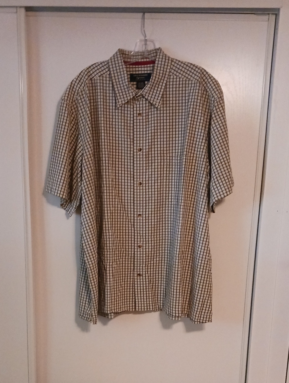 Levi's Beige and Black Short-Sleeve Check Button-Down Shirt